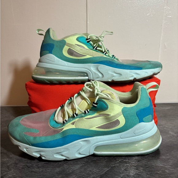 Nike Air Max Sneakers in Teal and Aqua - Picture 3 of 6